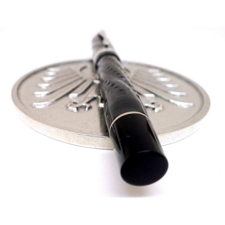 Soaring Eagle Pen Holder