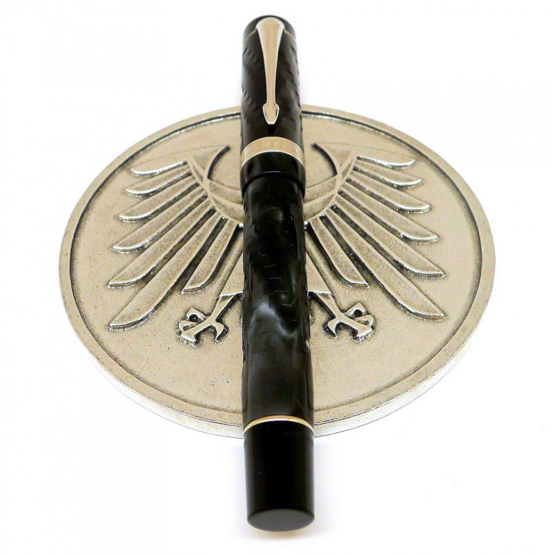 Soaring Eagle Pen Holder