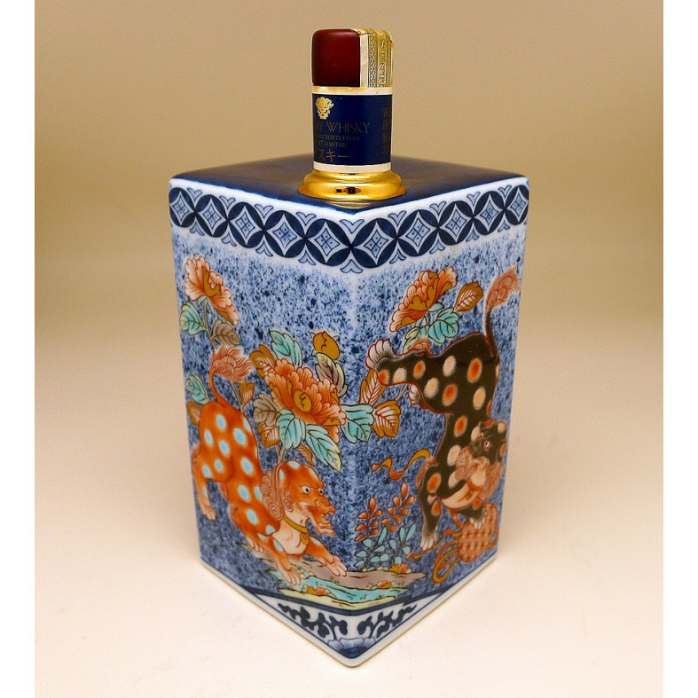 Suntory Whisky Arita Porcelain Square Bottle Lion Dogs