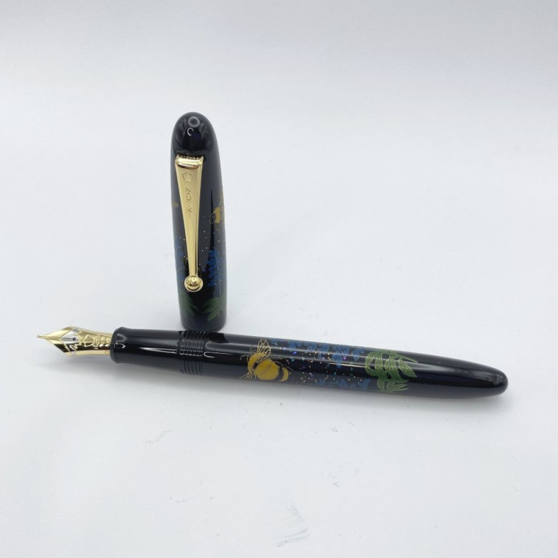 Namiki Limited Edition Bumblebee Fountain Pen