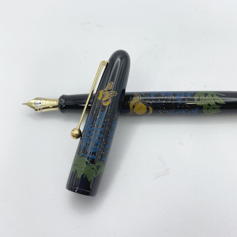 Namiki Limited Edition Bumblebee Fountain Pen